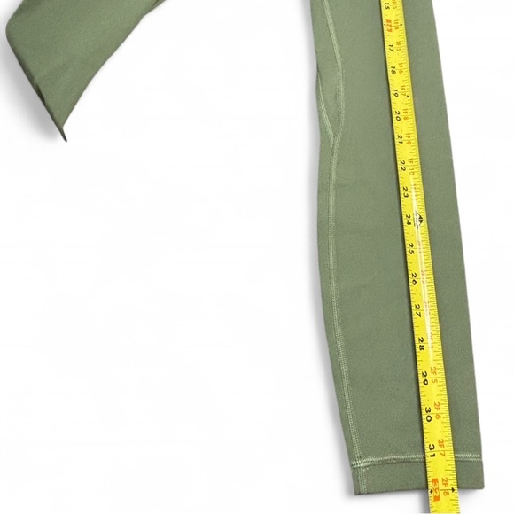 Lululemon Align High-Rise 25” Leggings Size 2 Sage Green Buttery Soft Yoga Pants - Picture 6 of 7